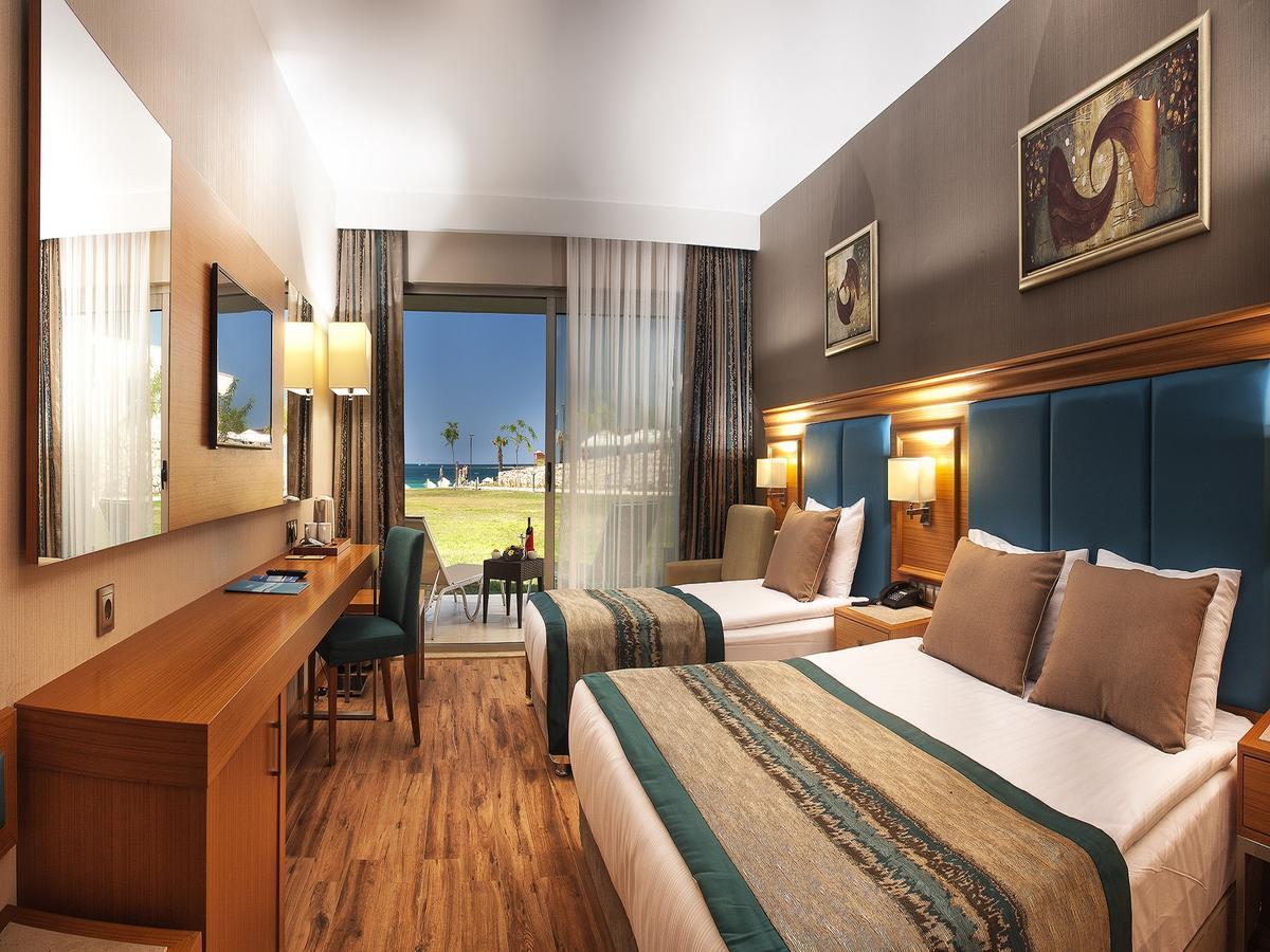 อควาซิส เดอ ลุกซ์ รีสอร์ต แอนด์ สปา - อัลตรา ออล อินคลูซีฟ Hotel ดีดิม ภายนอก รูปภาพ